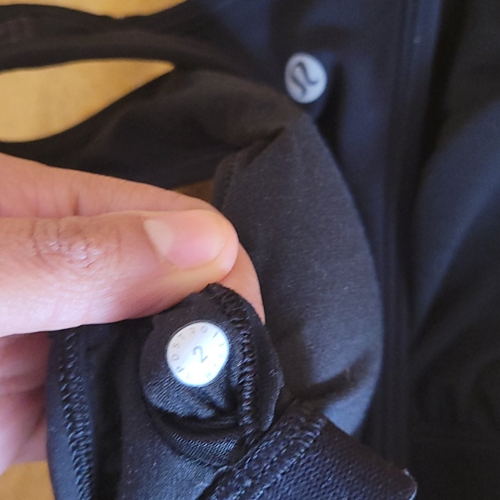 Lululemon Top - Picture 4 of 5